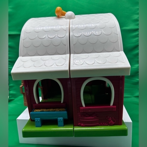 Big Red Barn - Animal Farm Playset for Toddlers 3 Years Up Dark Red By Battat - Picture 12 of 16